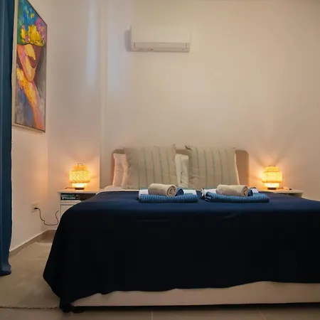 Seaside Modern Flat With Pool Queens Gardens 211