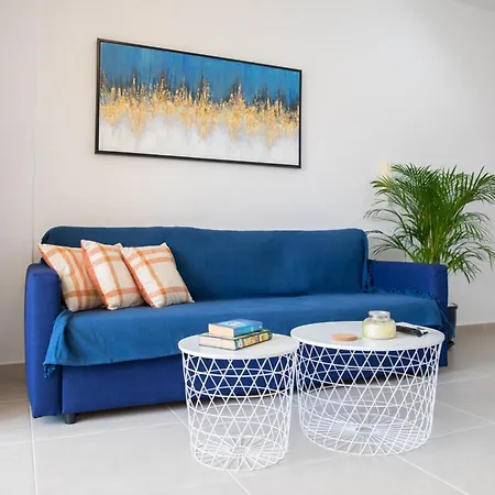 Seaside Modern Flat With Pool Queens Gardens 211 Apartament Paphos