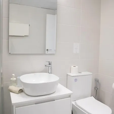 Apartment Seaside Modern Flat With Pool Queens Gardens 211 Paphos